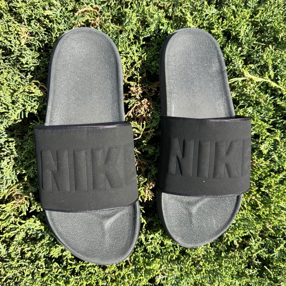 Nike Offcourt Men's‎ Slides Size 8 Black Sandals